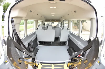 OXFORD WHITE VII - 2020 FORD TRANSIT MOBILITY - Image 8 of 15