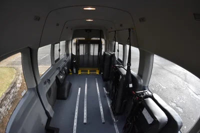 FORD TRANSIT 148 EL WHITE MOBILITY FLEET VAN PASSENGER ADA - 2020 FORD TRANSIT MOBILITY - Image 21 of 28