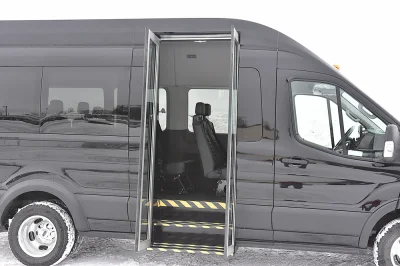 2020 FORD TRANSIT 148 EL HIGH ROOF BUS DOOR - 2020 FORD TRANSIT SHUTTLE - Image 9 of 28