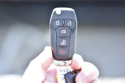 2021 FORD TRANSIT 148 MEDIUM ROOF GALAXY 9 PASSENGER BLACK WITH BLACK INTERIOR - 2021 FORD TRANSIT GALAXY - Image 12 of 39