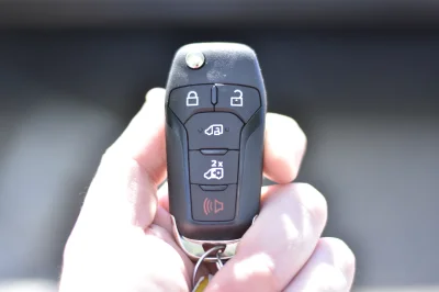 2021 FORD TRANSIT 148 MEDIUM ROOF GALAXY 9 PASSENGER BLACK WITH BLACK INTERIOR - 2021 FORD TRANSIT GALAXY - Image 13 of 39