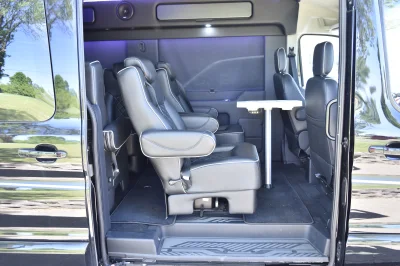2021 FORD TRANSIT 148 MEDIUM ROOF GALAXY 9 PASSENGER BLACK WITH BLACK INTERIOR - 2021 FORD TRANSIT GALAXY - Image 22 of 39