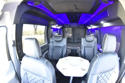 2021 FORD TRANSIT 148 MEDIUM ROOF GALAXY 9 PASSENGER BLACK WITH BLACK INTERIOR - 2021 FORD TRANSIT GALAXY - Image 30 of 39