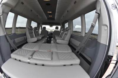 LANDMARK 9 PASSENGER LUXURY 148 MEDIUM ROOF FORD TRANSIT BY WALDOCH SILVER EXTERIOR AND GRAPHITE SEATING - 2021 FORD TRANSIT LANDMARK - Image 15 of 37