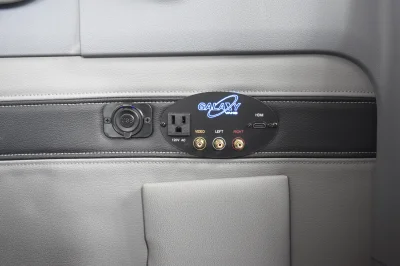 LANDMARK 9 PASSENGER LUXURY 148 MEDIUM ROOF FORD TRANSIT BY WALDOCH SILVER EXTERIOR AND GRAPHITE SEATING - 2021 FORD TRANSIT LANDMARK - Image 34 of 37