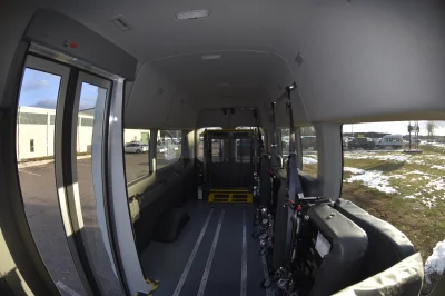 2021 FORD TRANSIT HIGH ROOF T350 DUALLY COMMERCIAL MOBILITY VAN WHITE WITH CUSTOM BUS DOOR 8 PASSENGER OR 3 WHEEL CHAIRS - 2021 FORD TRANSIT MOBILITY - Image 5 of 15