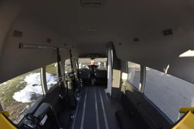 2021 FORD TRANSIT HIGH ROOF T350 DUALLY COMMERCIAL MOBILITY VAN WHITE WITH CUSTOM BUS DOOR 8 PASSENGER OR 3 WHEEL CHAIRS - 2021 FORD TRANSIT MOBILITY - Image 9 of 15