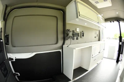 CUSTOM FORD TRANSIT 148 MEDIUM ROOF SIDE CUT OUT FOR ANYTHING YOU NEED BY WALDOCH SHOW VAN DISPLAY - 2022 FORD TRANSIT CUSTOM - Image 51 of 85