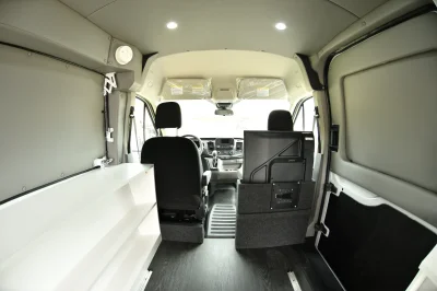 CUSTOM FORD TRANSIT 148 MEDIUM ROOF SIDE CUT OUT FOR ANYTHING YOU NEED BY WALDOCH SHOW VAN DISPLAY - 2022 FORD TRANSIT CUSTOM - Image 57 of 85