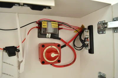 CUSTOM FORD TRANSIT 148 MEDIUM ROOF SIDE CUT OUT FOR ANYTHING YOU NEED BY WALDOCH SHOW VAN DISPLAY - 2022 FORD TRANSIT CUSTOM - Image 63 of 85