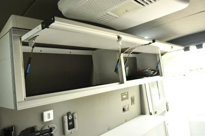 CUSTOM FORD TRANSIT 148 MEDIUM ROOF SIDE CUT OUT FOR ANYTHING YOU NEED BY WALDOCH SHOW VAN DISPLAY - 2022 FORD TRANSIT CUSTOM - Image 69 of 85