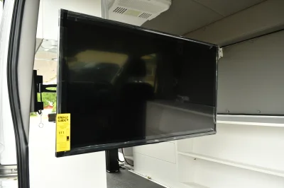 CUSTOM FORD TRANSIT 148 MEDIUM ROOF SIDE CUT OUT FOR ANYTHING YOU NEED BY WALDOCH SHOW VAN DISPLAY - 2022 FORD TRANSIT CUSTOM - Image 71 of 85