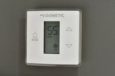 CUSTOM FORD TRANSIT 148 MEDIUM ROOF SIDE CUT OUT FOR ANYTHING YOU NEED BY WALDOCH SHOW VAN DISPLAY - 2022 FORD TRANSIT CUSTOM - Image 79 of 85