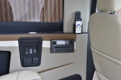 2024 FORD TRANSIT CONVERSION VAN 9 PASSENGER LUXURY GALAXY WALDOCH - WHITE - 2024 FORD TRANSIT GALAXY LUXURY - Image 44 of 79