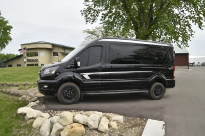 2024 GALAXY CONVERSION VAN WALDOCH - 9 PASSENGER LUXURY TRAVEL - T250 TRANSIT MEDIUM ROOF 3.5L ECO BOOTH - BLACK - 2024 FORD TRANSIT GALAXY - Image 2 of 25