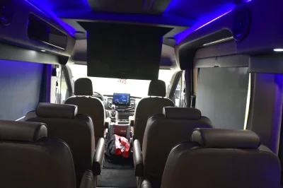 2024 GALAXY CONVERSION VAN WALDOCH - 9 PASSENGER LUXURY TRAVEL - T250 TRANSIT MEDIUM ROOF 3.5L ECO BOOTH - BLACK - 2024 FORD TRANSIT GALAXY - Image 22 of 25