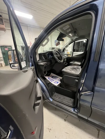 2024 FORD TRANSIT - 10 PASSENGER SHUTTLE - BLUE METALLIC - GRAY SEATING - 2024 FORD TRANSIT SHUTTLE - Image 5 of 17