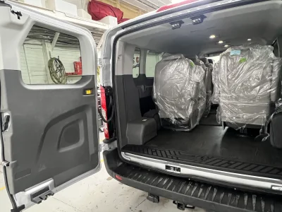 2024 FORD TRANSIT - 8 PASSENGER BASIC LUXURY - INGOT SILVER - QUICKSILVER AND ALABASTER SEATING - 2024 FORD TRANSIT SPECIALTY - Image 11 of 18