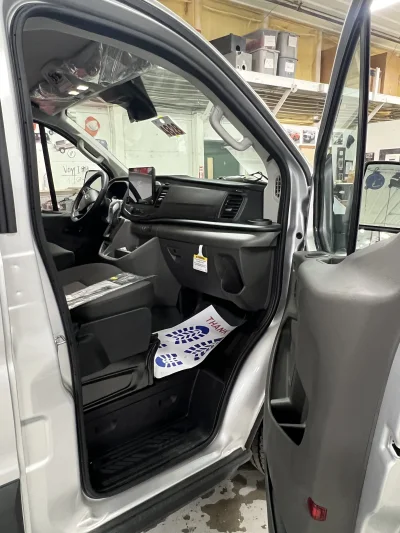 2024 FORD TRANSIT - 8 PASSENGER BASIC LUXURY - INGOT SILVER - QUICKSILVER AND ALABASTER SEATING - 2024 FORD TRANSIT SPECIALTY - Image 4 of 18