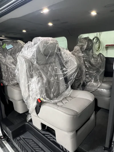 2024 FORD TRANSIT - 8 PASSENGER BASIC LUXURY - INGOT SILVER - QUICKSILVER AND ALABASTER SEATING - 2024 FORD TRANSIT SPECIALTY - Image 7 of 18