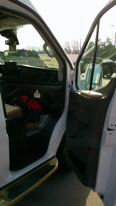 2025 FORD TRANSIT BOUNDARY WATERS - 2025 FORD TRANSIT GALAXY LUXURY - Image 12 of 25