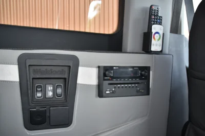 2025 FORD TRANSIT T350 HIGH ROOF DUALLY GALAXY LUXURY CONVERSION VAN 11 PASSENGER - BLACK - 2025 FORD TRANSIT GALAXY LUXURY - Image 8 of 15