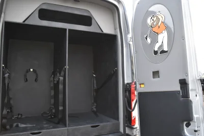 2025 FORD TRANSIT GOLF VAN 9 PASSENGER FOR COLLEGES & SCHOOLS GOLFERS HAULER LOGO - 2025 FORD TRANSIT GALAXY - Image 9 of 30