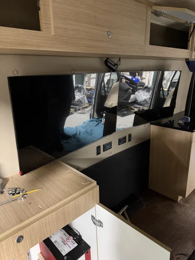 OFFICE RV VAN FORD TRANSIT T350 148 EL WITH SLEEPING AND KITCHEN - 2025 FORD TRANSIT SPECIALTY - Image 6 of 26