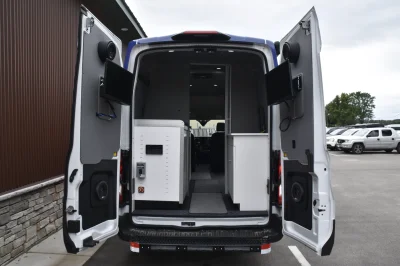 2025 FORD TRANSIT T350 HIGH ROOF DUALLY CUSTOM MOBILE HEALTH OFFICE HOSPITAL CARE BY WALDOCH - 2025 FORD TRANSIT SPECIALTY - Image 11 of 18