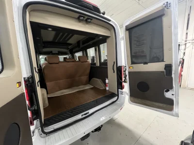 24473 - 2026 FORD TRANSIT - 7 PASSENGER BOUNDARY WATERS - OXFORD WHITE - AMARETTO AND BEIGE SEATING - 2026 FORD TRANSIT BOUNDARY WATERS - Image 8 of 18