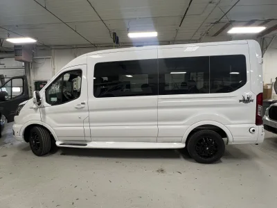 24473 - 2026 FORD TRANSIT - 7 PASSENGER BOUNDARY WATERS - OXFORD WHITE - AMARETTO AND BEIGE SEATING - 2026 FORD TRANSIT BOUNDARY WATERS - Image 12 of 18