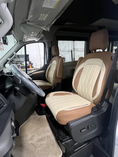 24473 - 2026 FORD TRANSIT - 7 PASSENGER BOUNDARY WATERS - OXFORD WHITE - AMARETTO AND BEIGE SEATING - 2026 FORD TRANSIT BOUNDARY WATERS - Image 14 of 18