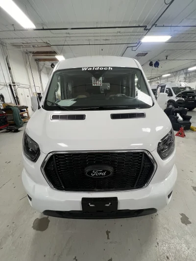 24473 - 2026 FORD TRANSIT - 7 PASSENGER BOUNDARY WATERS - OXFORD WHITE - AMARETTO AND BEIGE SEATING - 2026 FORD TRANSIT BOUNDARY WATERS - Image 2 of 18