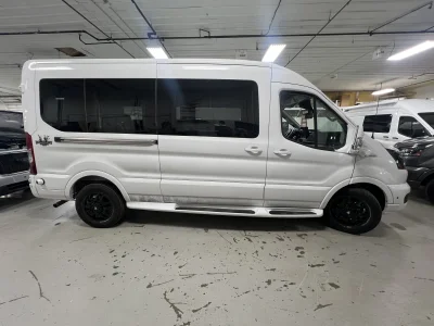 24473 - 2026 FORD TRANSIT - 7 PASSENGER BOUNDARY WATERS - OXFORD WHITE - AMARETTO AND BEIGE SEATING - 2026 FORD TRANSIT BOUNDARY WATERS - Image 6 of 18