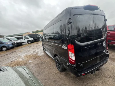 2026 FORD TRANSIT - 7 PASSENGER BOUNDARY WATERS - AGATE BLACK - EBONY AND BLACK SEATING - 2026 FORD TRANSIT BOUNDARY WATERS - Image 15 of 19