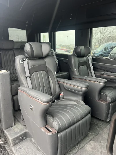 2026 FORD TRANSIT - 7 PASSENGER BOUNDARY WATERS - AGATE BLACK - EBONY AND BLACK SEATING - 2026 FORD TRANSIT BOUNDARY WATERS - Image 5 of 19