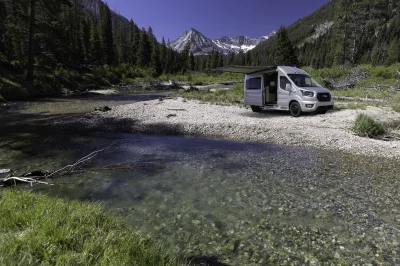 2026 STARLUX RV 7 PASSENGER LUXURY CONVERSION VAN CAMPER VAN - FORD TRANSIT T350 DUALLY WITH CUSTOM ROOF RACK TIE CARRIER AND CUSTOM PAINT ON THE TRANSIT VAN - 2026 FORD TRANSIT CAMPER - Image 15 of 15