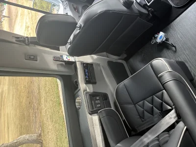 FORD TRANSIT GALAXY VAN 9 PASSENGER MOBILITY UVL LIFT VAN - 2026 FORD TRANSIT GALAXY - Image 13 of 14