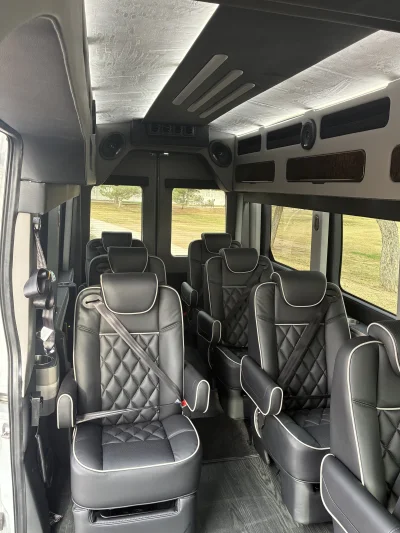 FORD TRANSIT GALAXY VAN 9 PASSENGER MOBILITY UVL LIFT VAN - 2026 FORD TRANSIT GALAXY - Image 8 of 14