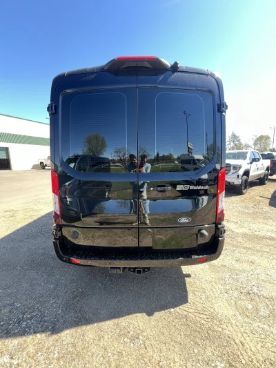 2026 FORD TRANSIT - 7 PASSENGER ASCENT GALAXY PACKAGE - AGATE BLACK - BLACK AND PEWTER SEATING - 2026 FORD TRANSIT GALAXY - Image 13 of 15
