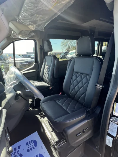 2026 FORD TRANSIT - 7 PASSENGER ASCENT GALAXY PACKAGE - AGATE BLACK - BLACK AND PEWTER SEATING - 2026 FORD TRANSIT GALAXY - Image 10 of 15