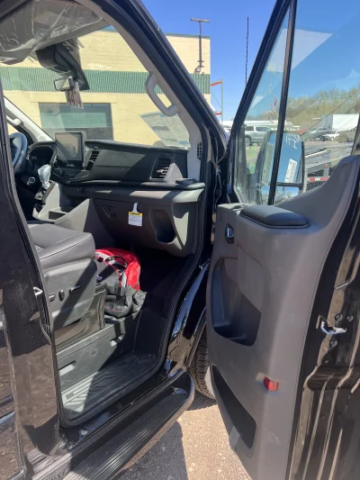 2026 FORD TRANSIT - 7 PASSENGER ASCENT GALAXY PACKAGE - AGATE BLACK - BLACK AND PEWTER SEATING - 2026 FORD TRANSIT GALAXY - Image 6 of 15