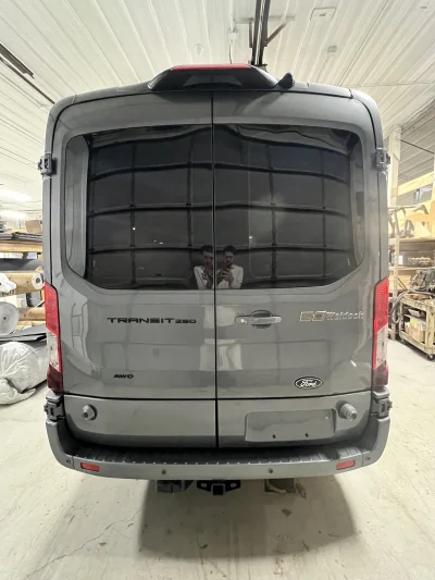 2026 FORD TRANSIT - 7 PASSENGER ASCENT GALAXY PACKAGE - CARBONIZED GRAY - BLACK AND PEWTER SEATING - 2026 FORD TRANSIT GALAXY - Image 14 of 18