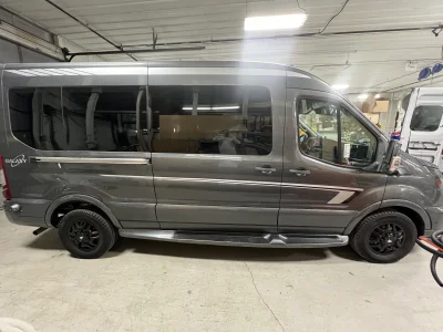 2026 FORD TRANSIT - 7 PASSENGER ASCENT GALAXY PACKAGE - CARBONIZED GRAY - BLACK AND PEWTER SEATING - 2026 FORD TRANSIT GALAXY - Image 10 of 18
