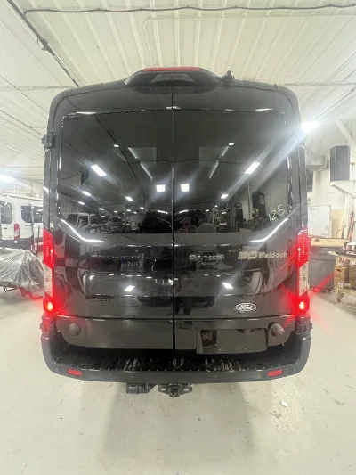 2026 FORD TRANSIT - 9 PASSENGER ASCENT GALAXY PACKAGE  - AGATE BLACK - PEWTER AND BLACK SEATING - 2026 FORD TRANSIT GALAXY - Image 14 of 18