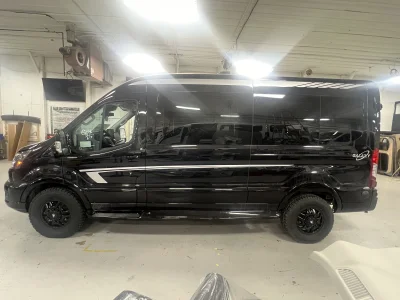 2026 FORD TRANSIT - 9 PASSENGER ASCENT GALAXY PACKAGE  - AGATE BLACK - PEWTER AND BLACK SEATING - 2026 FORD TRANSIT GALAXY - Image 16 of 18