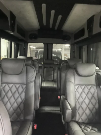 2026 FORD TRANSIT - 9 PASSENGER ASCENT GALAXY PACKAGE  - AGATE BLACK - PEWTER AND BLACK SEATING - 2026 FORD TRANSIT GALAXY - Image 9 of 18