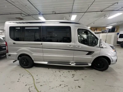 2026 FORD TRANSIT  - GALAXY PACKAGE -  INGOT SILVER (UX) - QUICKSILVER AND ALABASTER SEATING - 2026 FORD TRANSIT GALAXY - Image 12 of 18