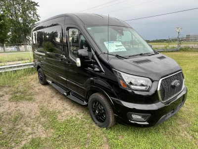 2026 FORD TRANSIT - GALAXY PACKAGE - AGATE BLACK (UM) - BLACK WITH  PEWTER SEATING - 2026 FORD TRANSIT GALAXY - Image 3 of 18