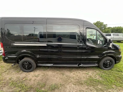2026 FORD TRANSIT - GALAXY PACKAGE - AGATE BLACK (UM) - BLACK WITH  PEWTER SEATING - 2026 FORD TRANSIT GALAXY - Image 12 of 18
